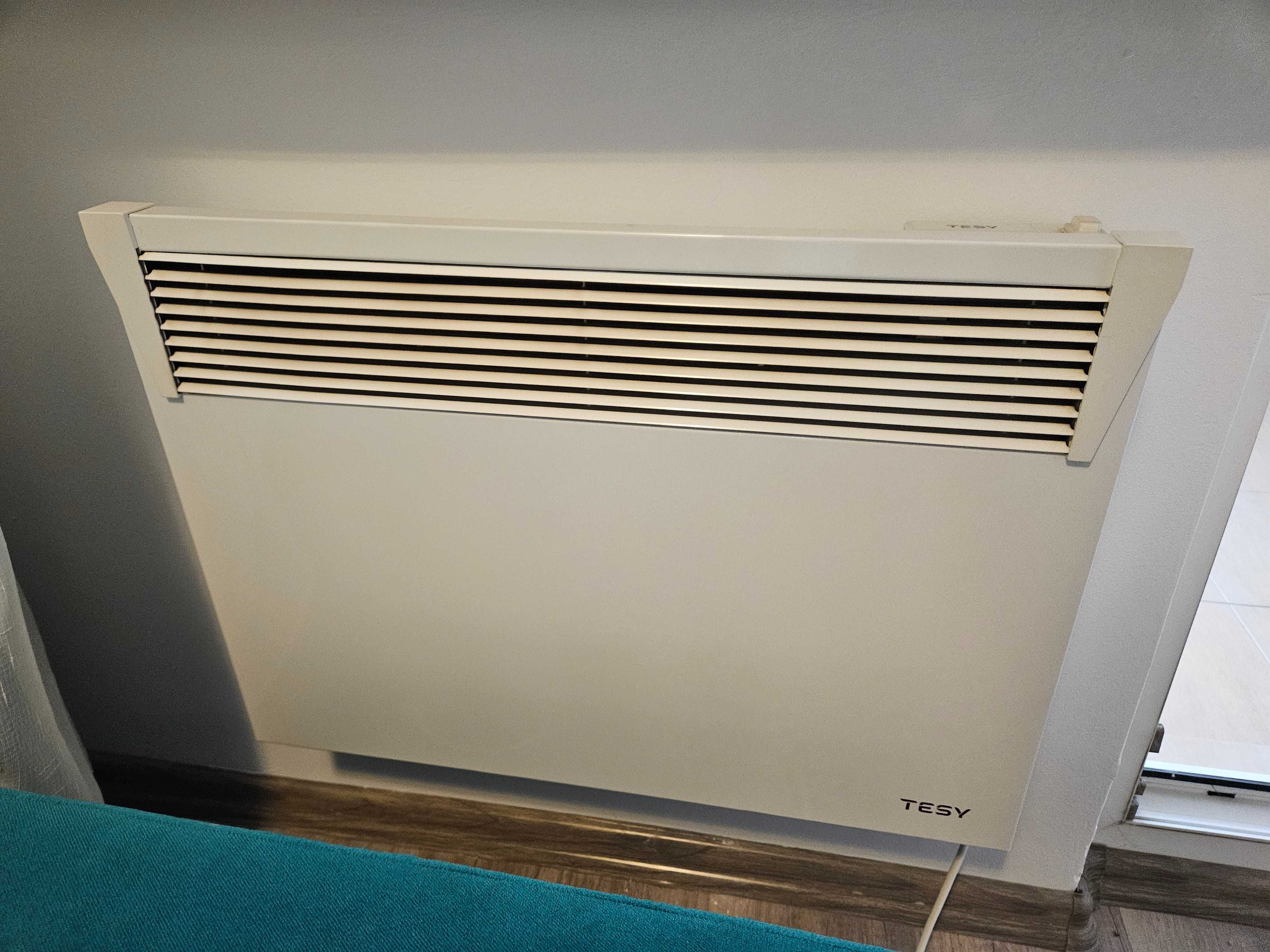 Convector de perete Tesy CN03150EIS, 1500 W, Termostat de siguranta,