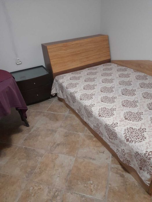 Дава се под наем Едностаен апартамент в Бургас, Център - 30 кв.м за 89.25 € - Снимка #2