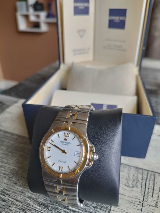 Мъжки , швейцарски , кварцов часовник - Raymond Weil Parcifal