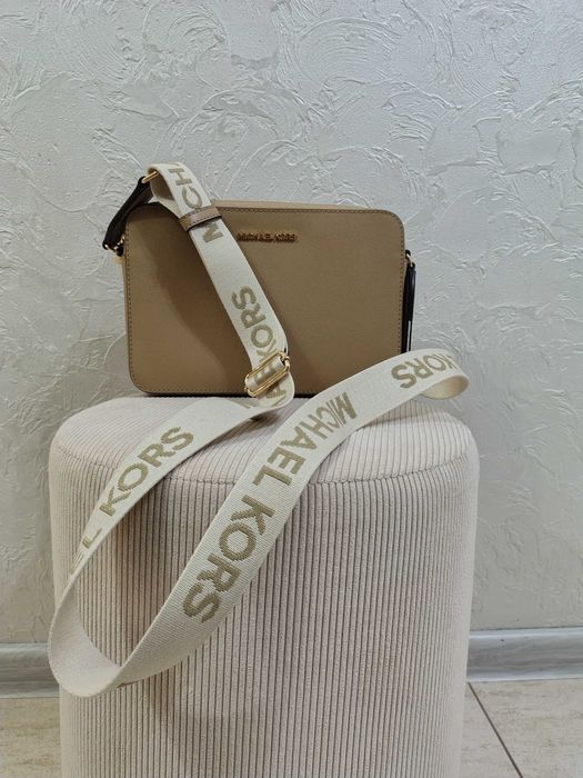 Michael Kors чанта кожа