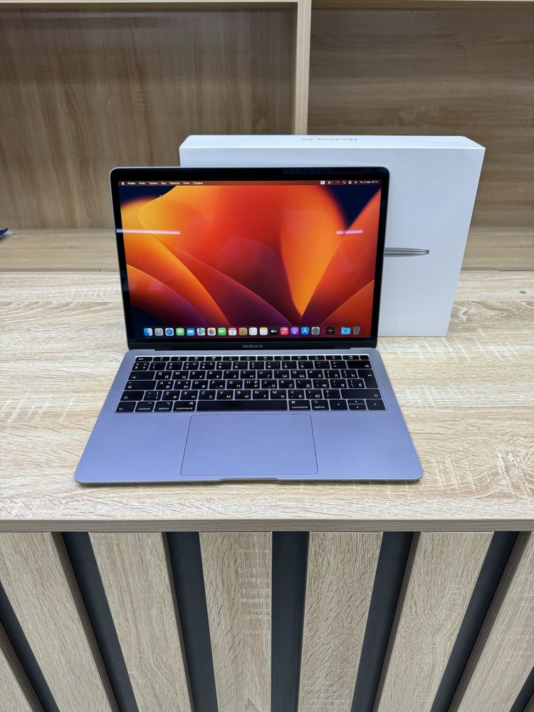 Macbook air 2019 core i5 8/128Gb