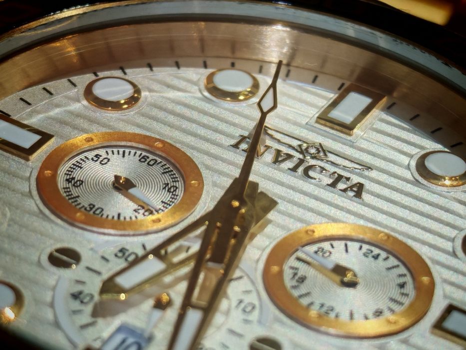 Ceas Invicta Pro Diver 22229 Auriu ca nou