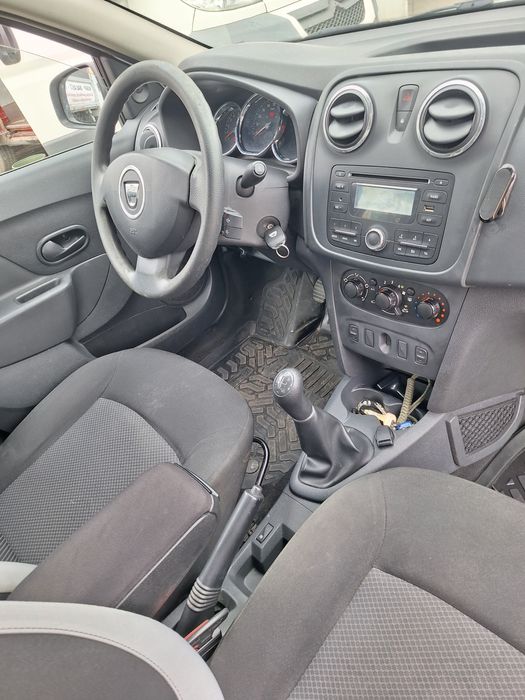 masina Bolt /auto de închiriat/Bolt/Uber