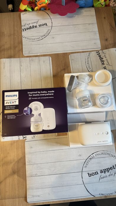 Помпа за кърма Philips Avent