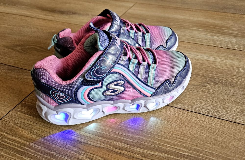 Skechers Heart Lights 31