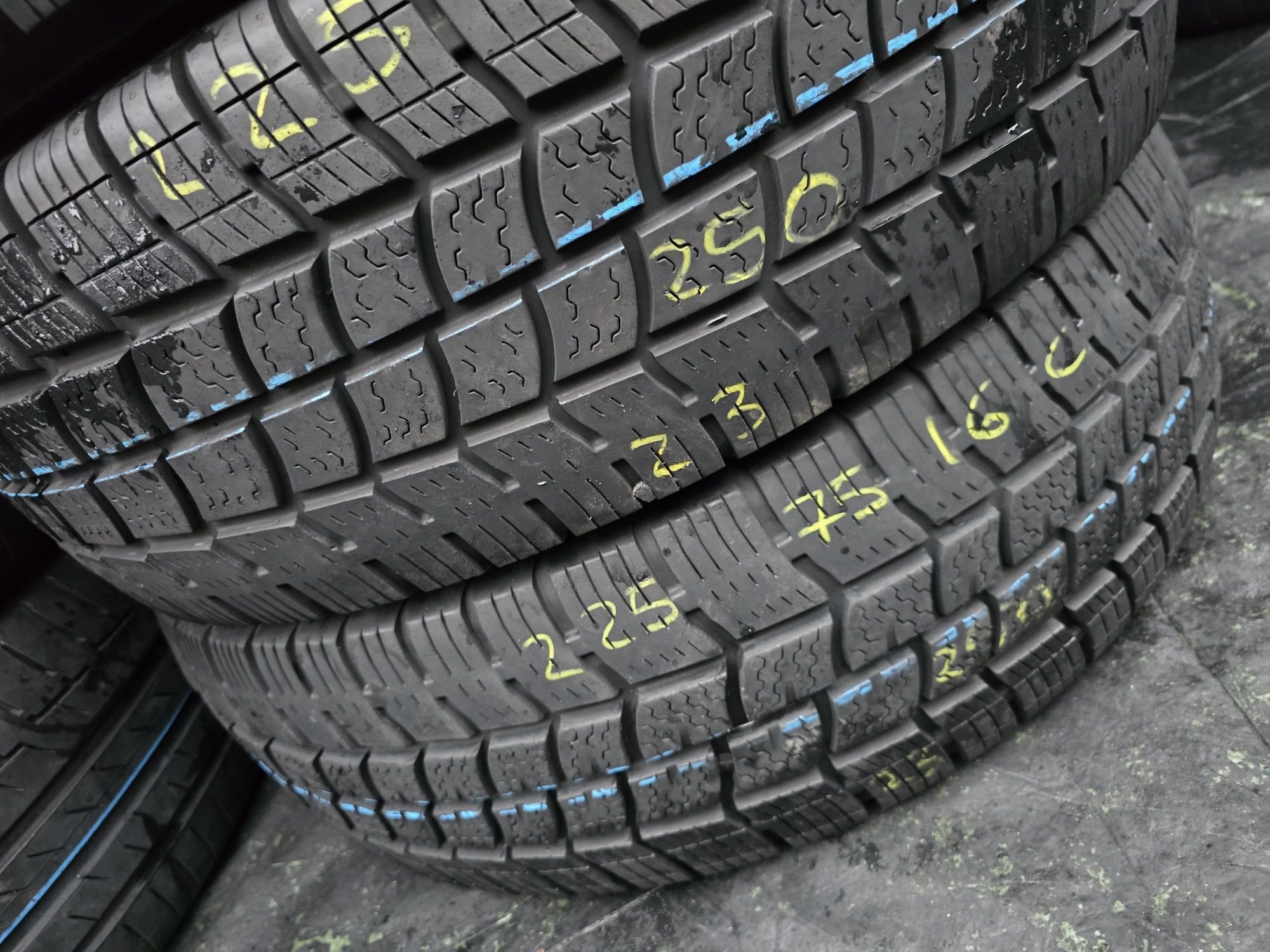225.75.16c 2x falken m+s