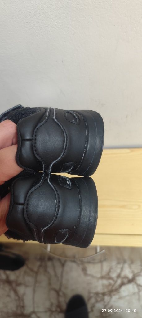 Оригинални детски  маратонки на Adidas