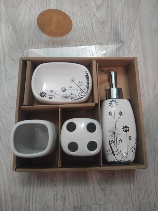 Луксозен керамичен комплект