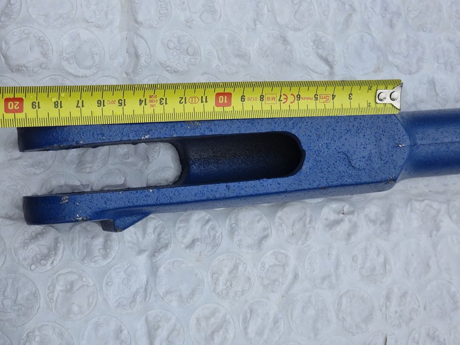 Tirant tija reglabila tractor ford 2000.ford 3000 ford 4000 ford 5000