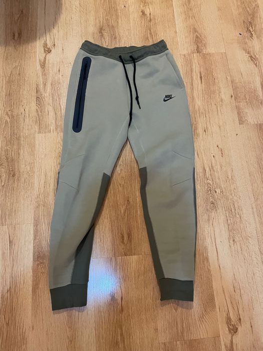 Nike Tech Fleece