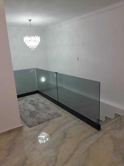 Balustrada din sticla securizata  clar / fumuriu