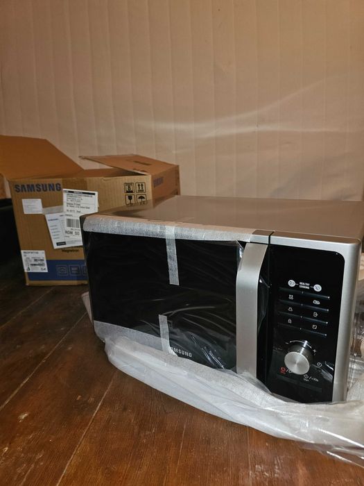 Cuptor cu microunde Samsung