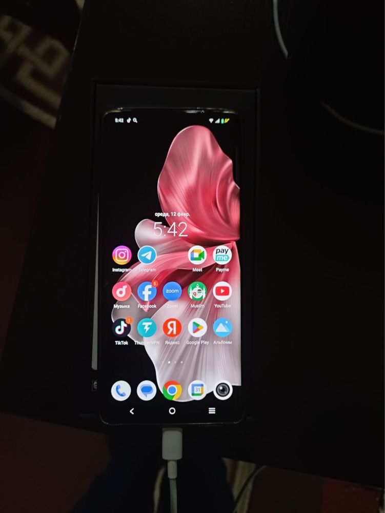 Vivo v30e brown srochna sotiladi
