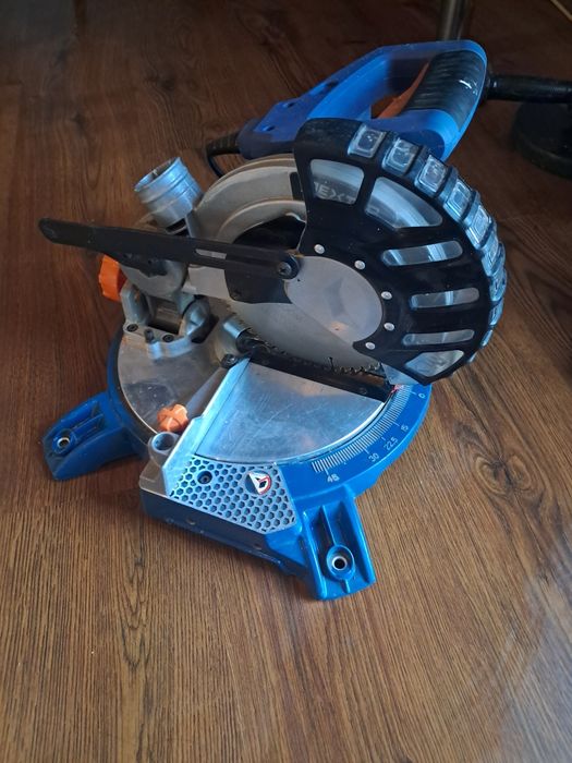 Masina de taiat circulara