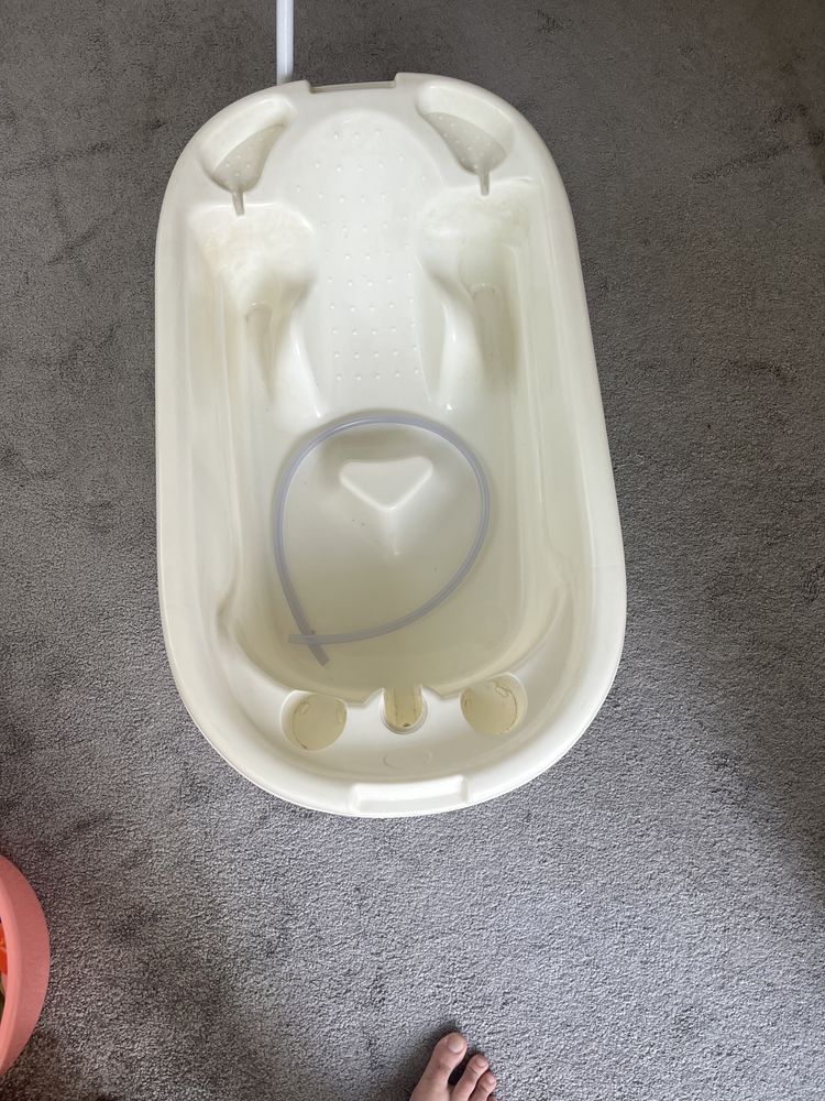 Вана за къпане модел Dolphin (Cangaroo) и столче за къпане Okbaby.