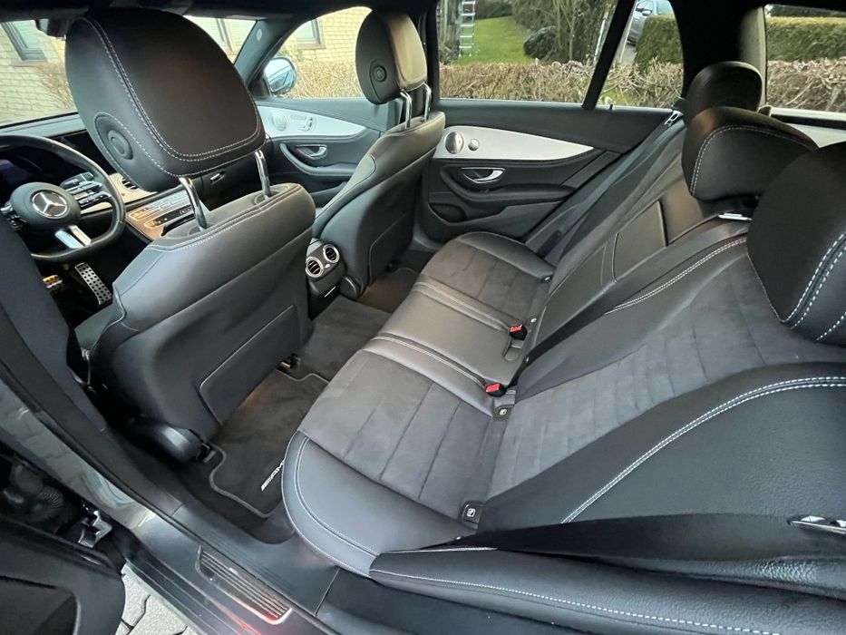 Mercedes benz E class 300 de  pret redus  cu 3000 €