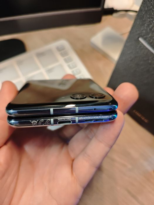 Motorola razr 40 ultra 16 месеца гаранция