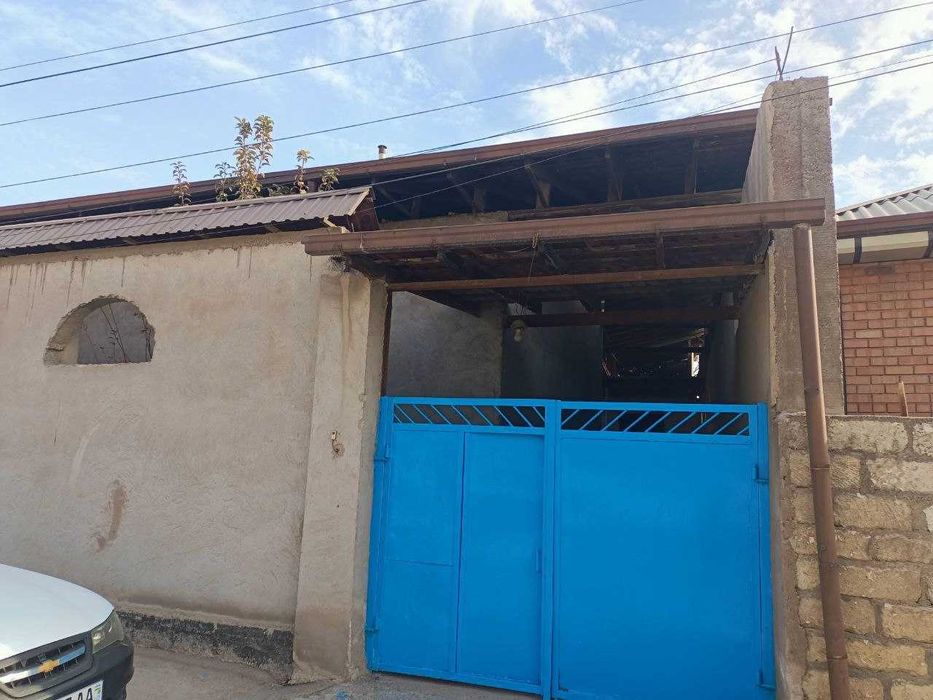 Тез!!Сотилади!!! Битта участкада иккита ховли уй Олмалик ш.