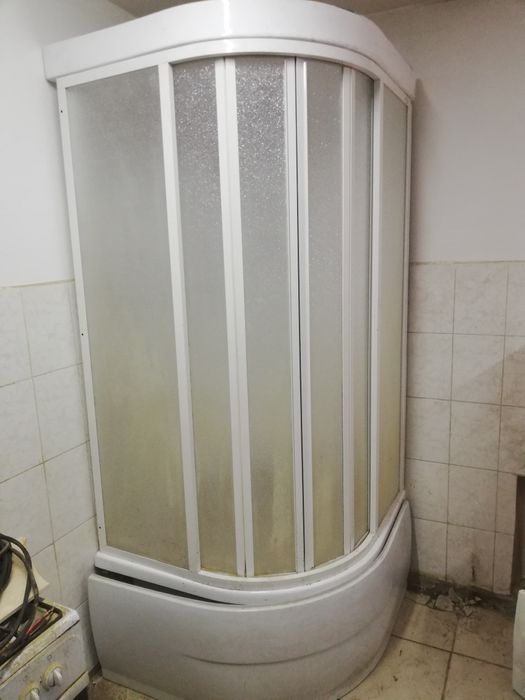 Душевая кабина б. У.
