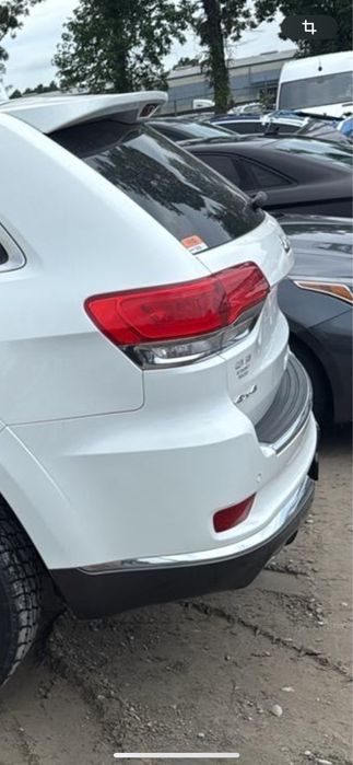 Задна броня  jeep summit