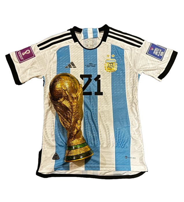 Фланелка на Пауло Дибала / финал световно 2022 + купа от световното