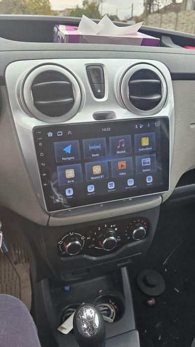 Vand Navigație Dacia