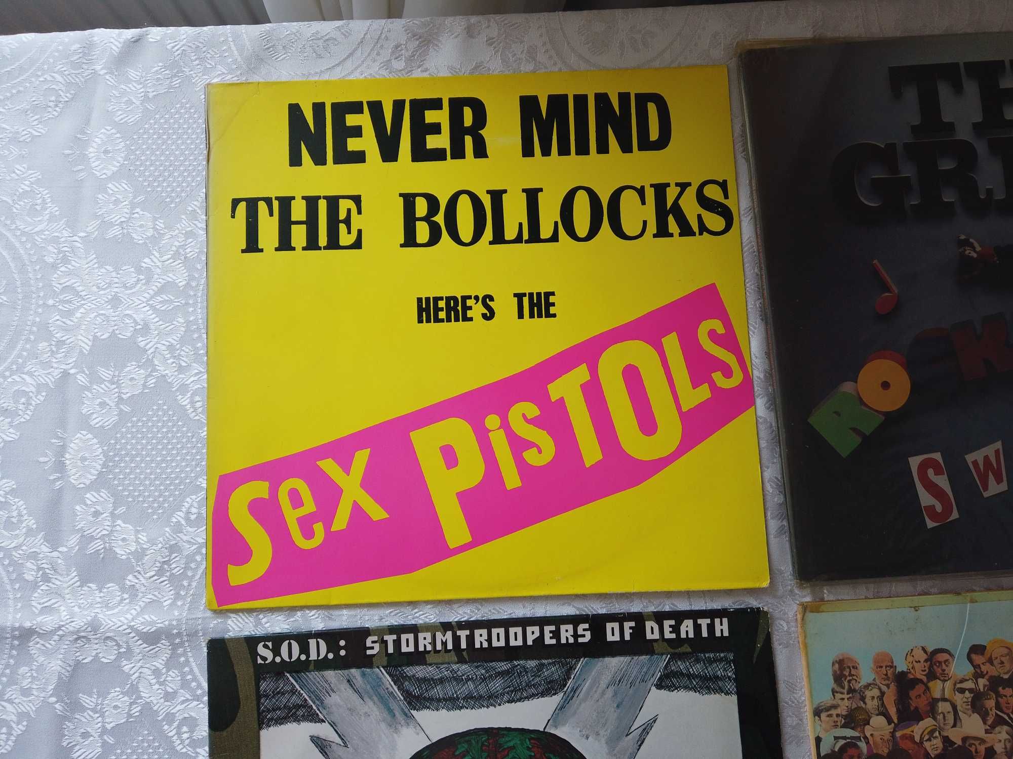 Lot vinyluri  Sex pistols, S.o.d:stormtroopers of death ,Beatles