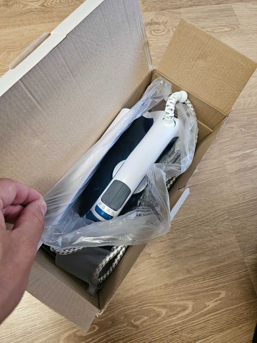 Fier de călcat cu abur Black+Decker