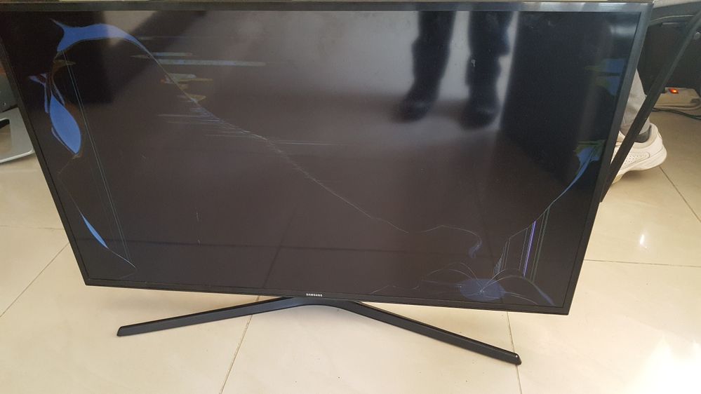 Samsung 40' смарт - ue40ku6079u - за части