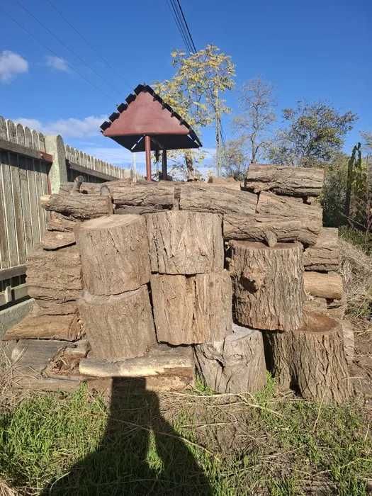 Lemn de foc – Salcâm uscat, tăiat și crăpat | Din gospodărie proprie