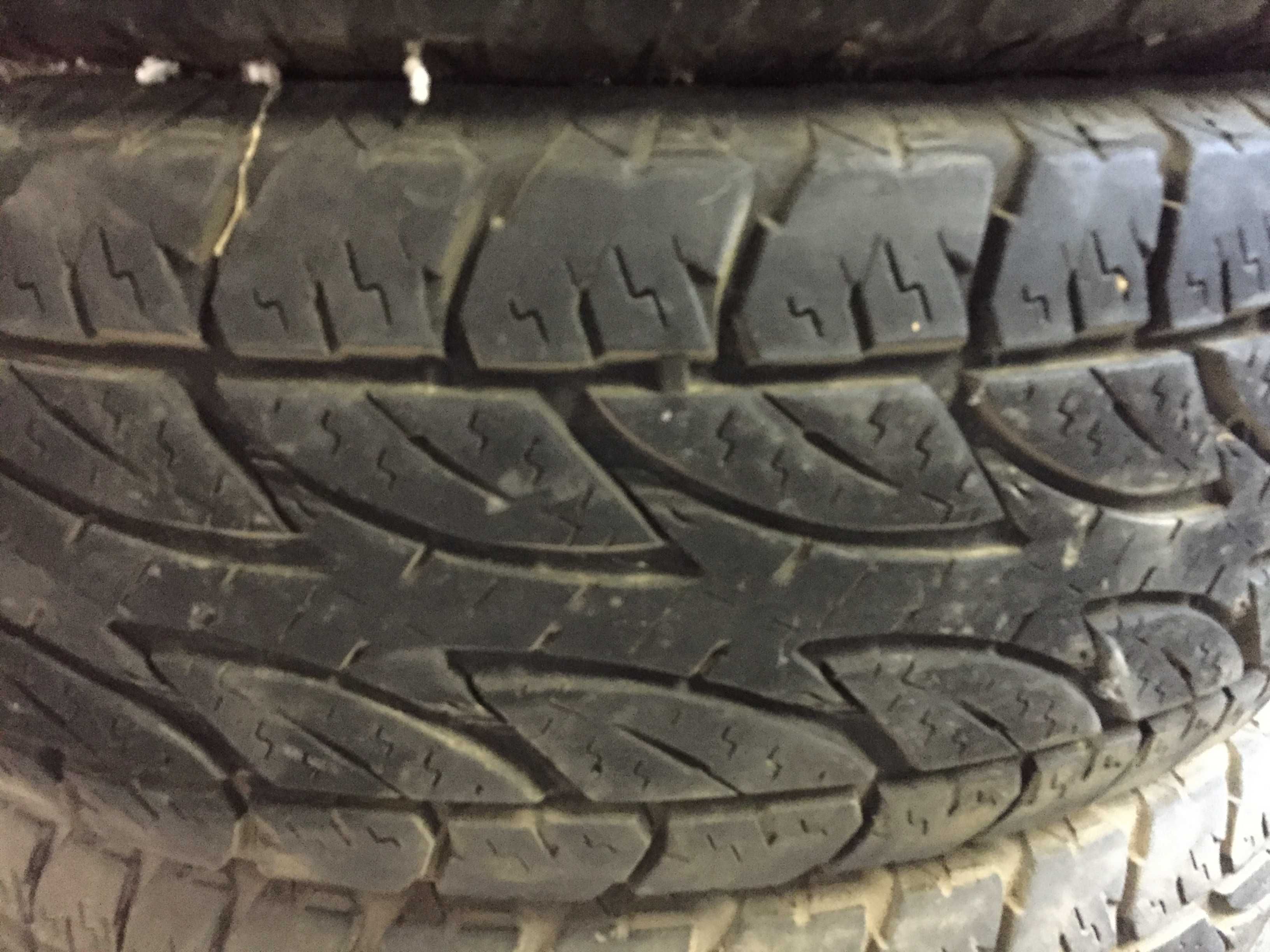 Cauciucuri  235/70 R16