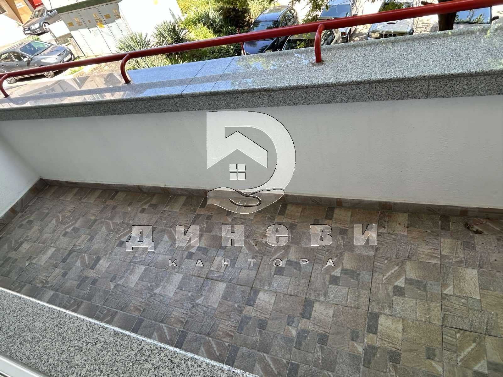 Тристаен апартамент под наем