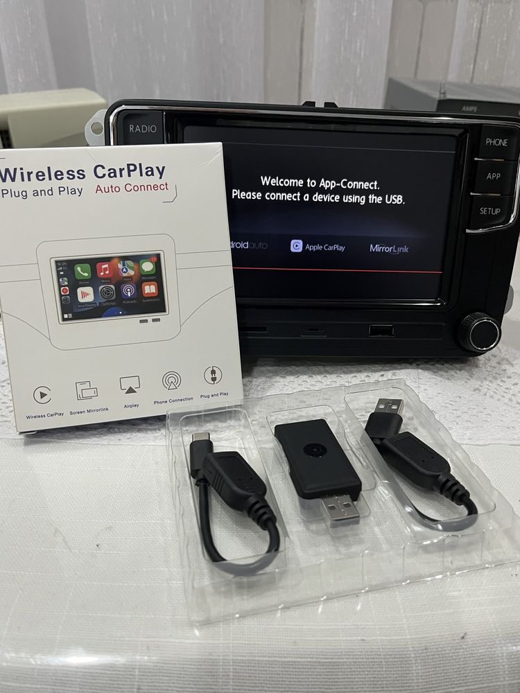 Adaptor Wireless CarPlay si Wireless Android auto Mib2 etc