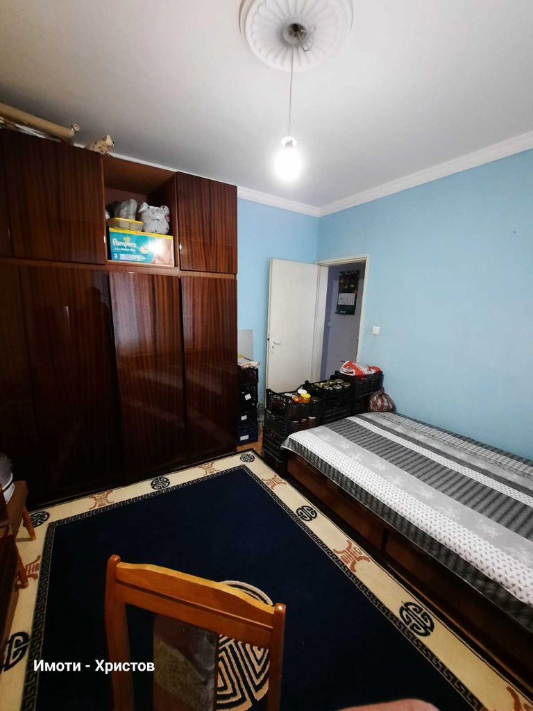 Продава се Тристаен апартамент в Шумен, Добруджански - 78 кв.м за 1242 €/кв.м - Снимка #4