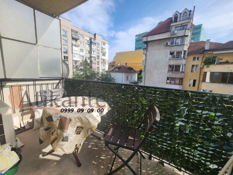 Дава се под наем Тристаен апартамент в София, Оборище - 75 кв.м за 750 € - Снимка #3