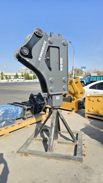 Kingbox SB 40 E680 va SB 50 E100 gidromolotlar