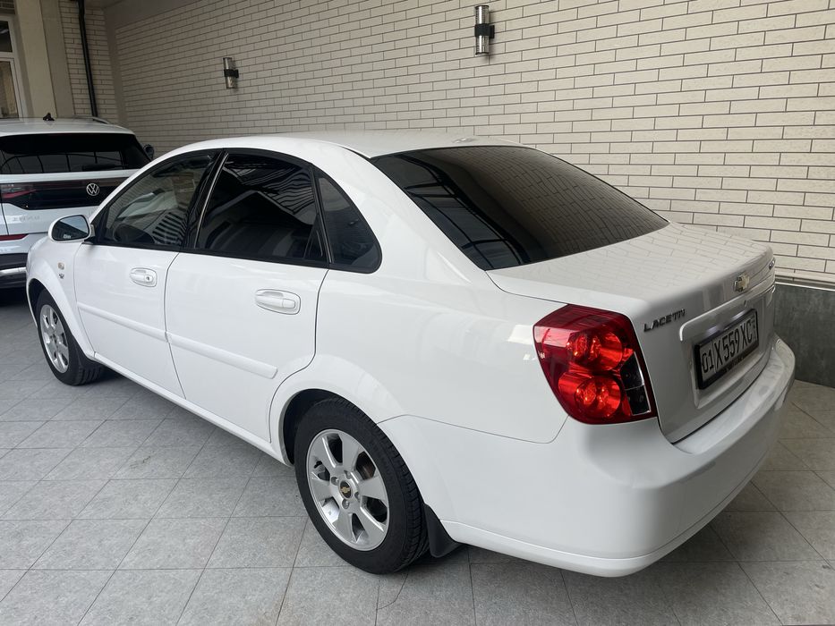 Lasetti  1.6   Kraska toza.