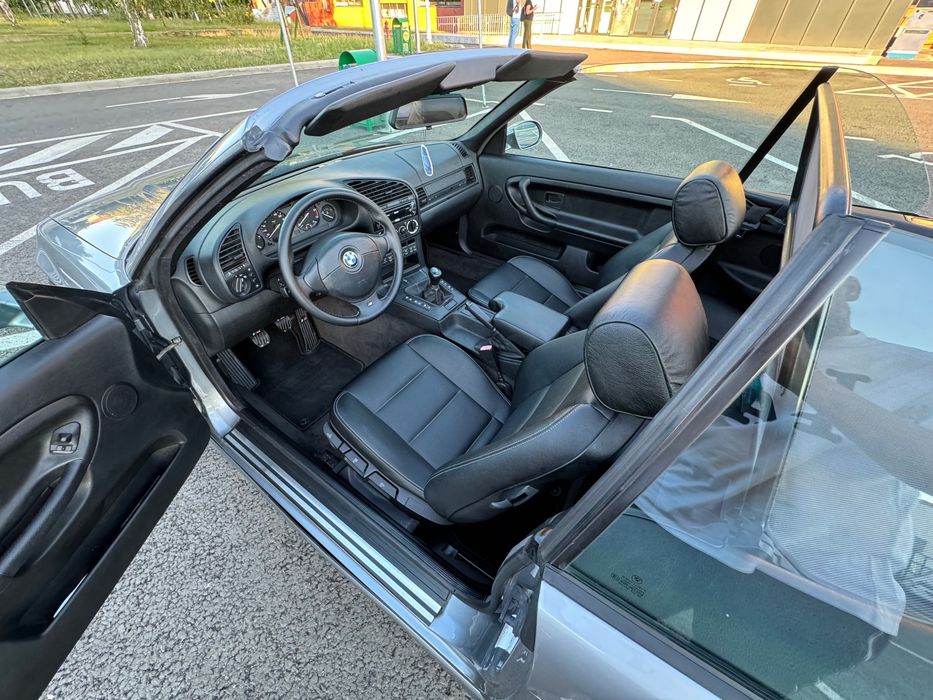 BMW 320 i Cabrio e36 Pachet M