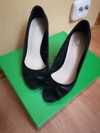 Pantofi dama eleganti
