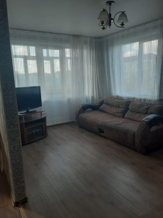 Отдам диван бесплатно( для дачи,может кому нужен на реставрацию,на зап