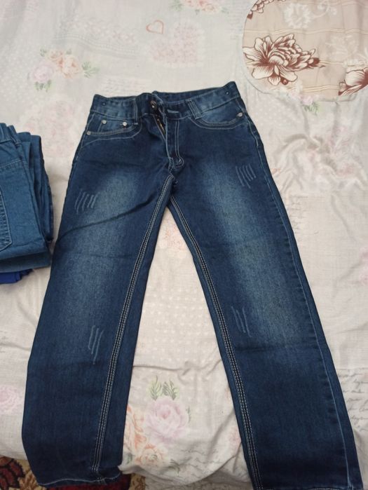 Детски дънки за момиче