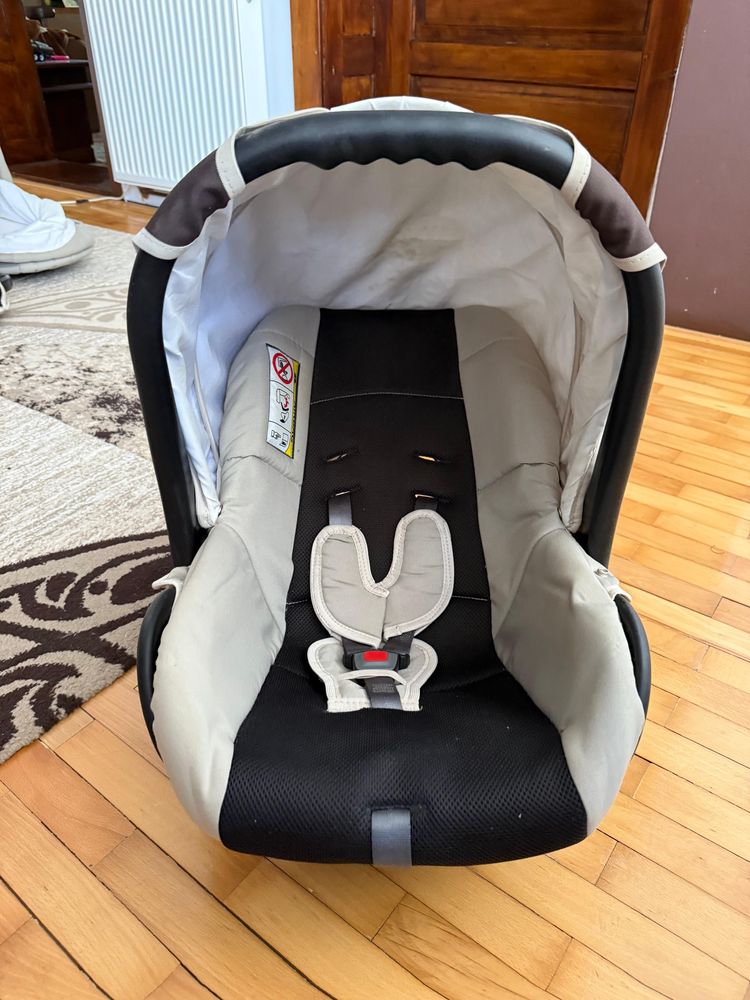 Carucior Kraussman 3 in 1  in stare foarte bună !