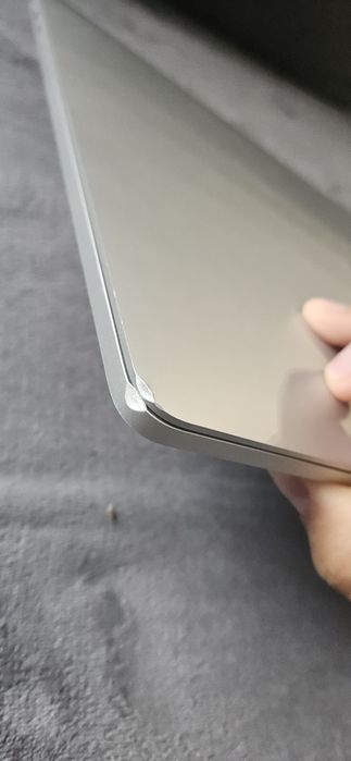 Vand Macbook Pro 2018 i7 Intel 16GB Ram