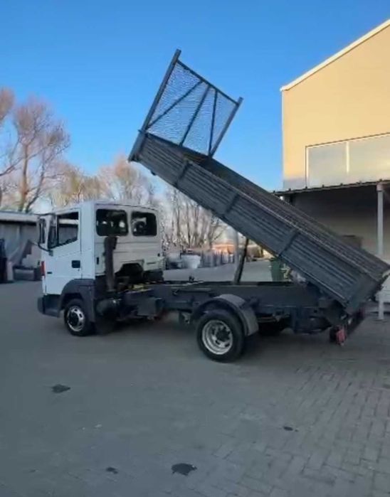 Транспортни услуги със самосвал и мини багер.