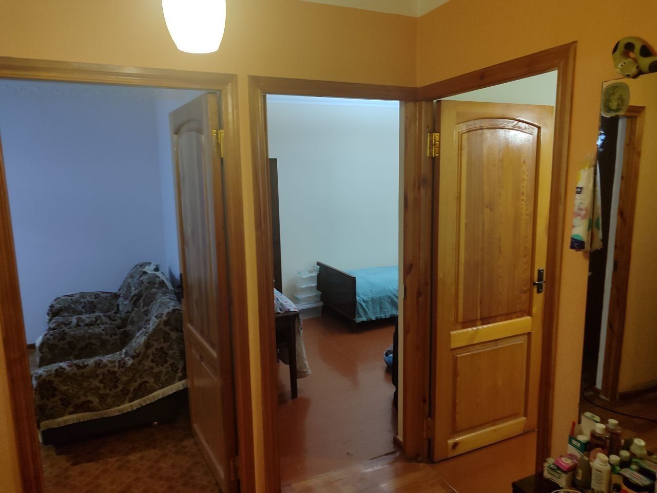 Продаётся! Чиланзар-23 кв,3/1/5-балкон 2х6, кирпич