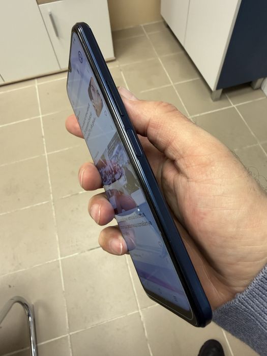 Vivo Y21s 4/128gb - отличен