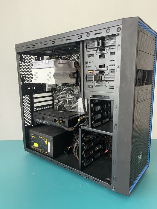 Calculator Gaming 4060 (garantie) ti 8gb GDDR6, I5 11500 16gb RAM