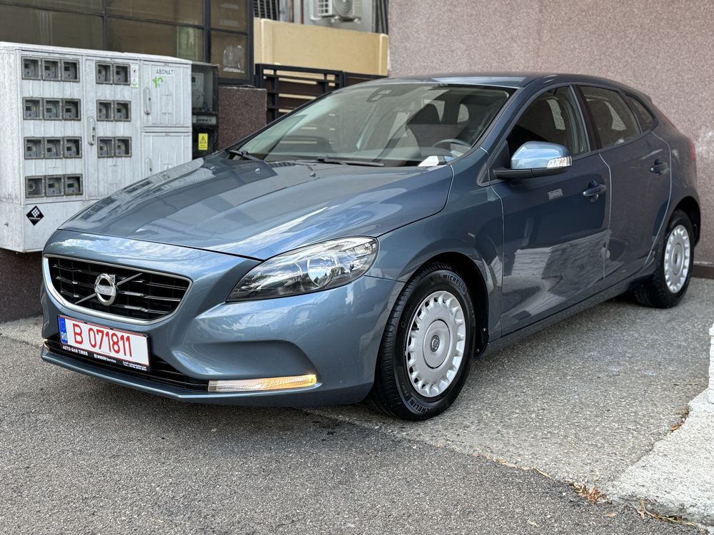 VOLVO V40 1.6 Diesel  2014