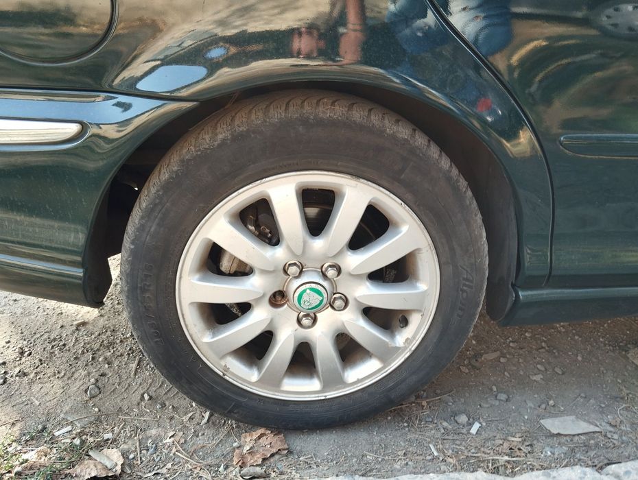 Dezmembrari  Jaguar X-TYPE (CF1)  2001  > 2009 2.5 V6 tractiune integ