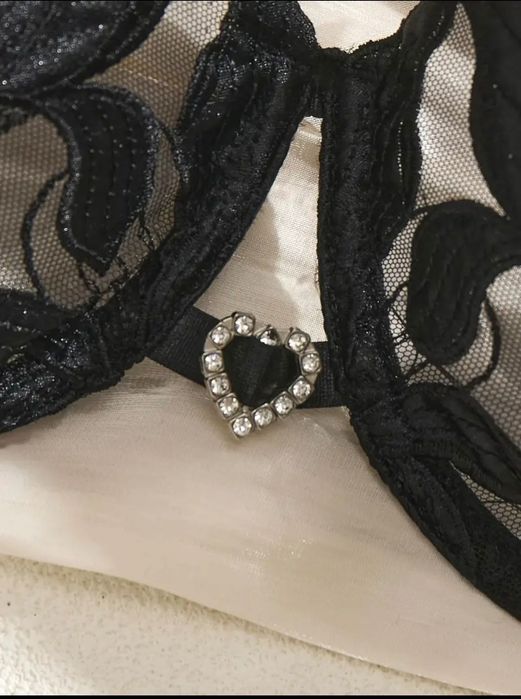 красиво, изискано бельо